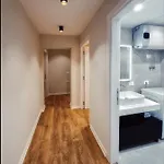 Adore - Modern Apartamento Tirana