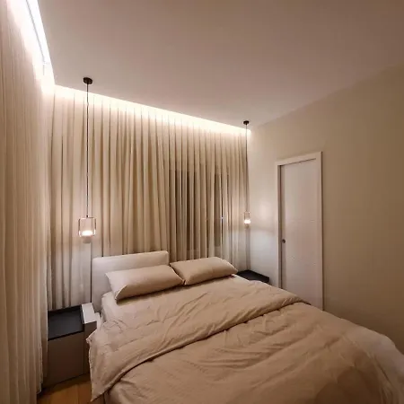 Adore - Modern Apartament Tirana