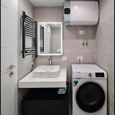 Adore - Modern Tirana