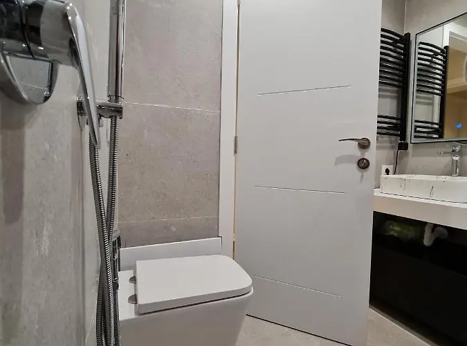 Adore - Modern Apartment *