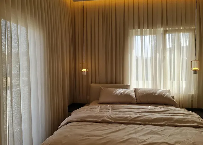 Apartment Adore - Modern