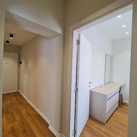 Apartamento Adore - Modern Tirana